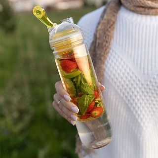 Бутылка для воды 800 мл (пластик)