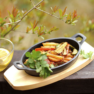 Сковорода 18x4,5 см на деревянной подставке (чугун)