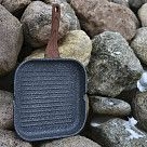 Квадратная сковорода-гриль DAKJJIM 28x4,5 см (алюминий)